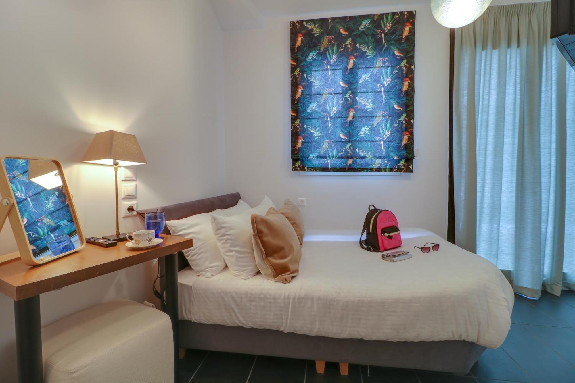 Athinn Residence Athens Room photo